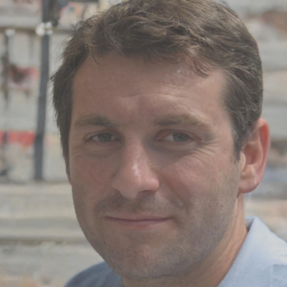 Thaddeus Cromwell, Founder of liunaseena